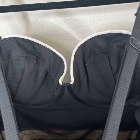 Torrid Size 5X Black & White Underwire One-Piece Swimsuit - Picture 8 of 10